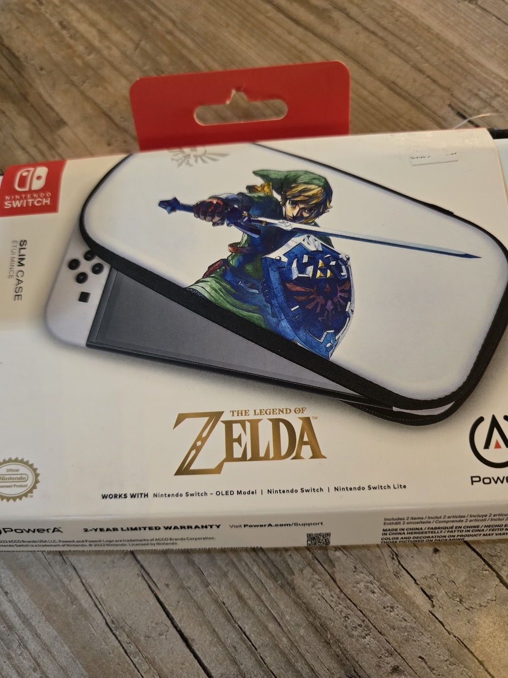 Nintendo Switch: PowerA Slim Case - The Legend of Zelda Link- New - Picture 2 of 4